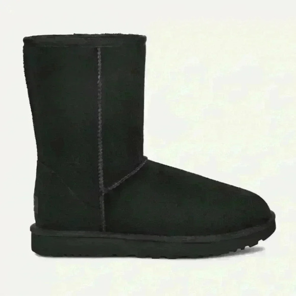 Ugg Classic Black Short Boot ll - Picture 1 of 9